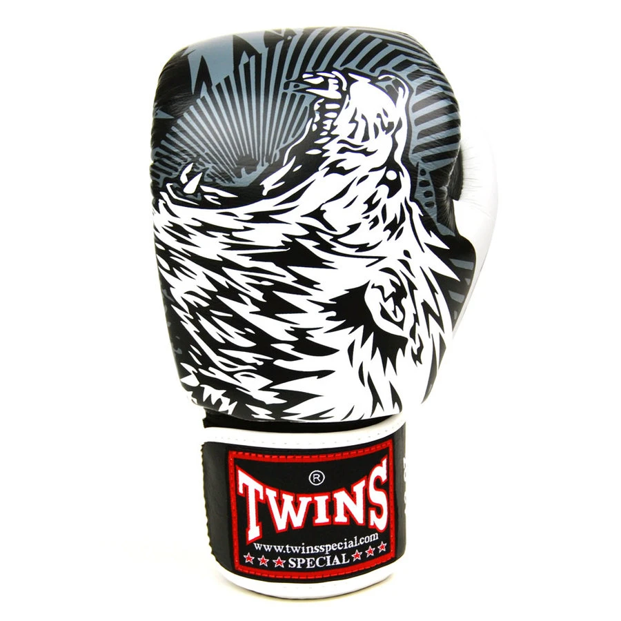 Twins Boxing Gloves / FBGVL3-50 / Wolf White 4 Twins Boxing Gloves / FBGVL3-50 / Wolf White - Image 3
