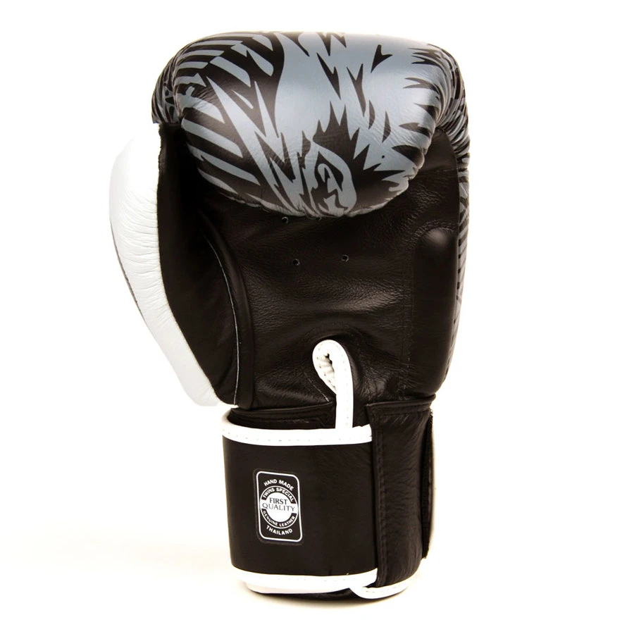 Twins Boxing Gloves / FBGVL3-50 / Wolf White 5 Twins Boxing Gloves / FBGVL3-50 / Wolf White - Image 4